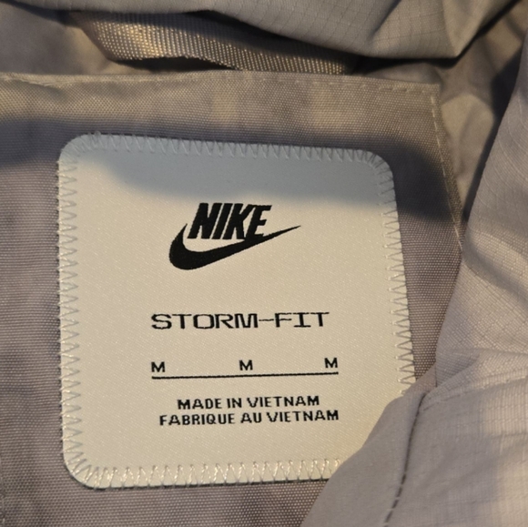 Nike Purple Puffer Jacket - Picture 8 of 10